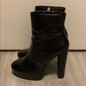 Aldo snake print pumps